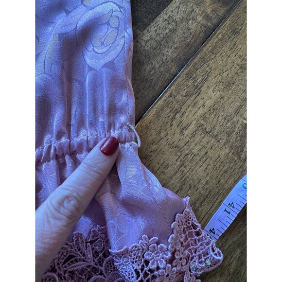 Vintage A.J. Bari Rose Jacquard Satin Blouse W/ Lace Trim & Floral Appliqué - Picture 8 of 11